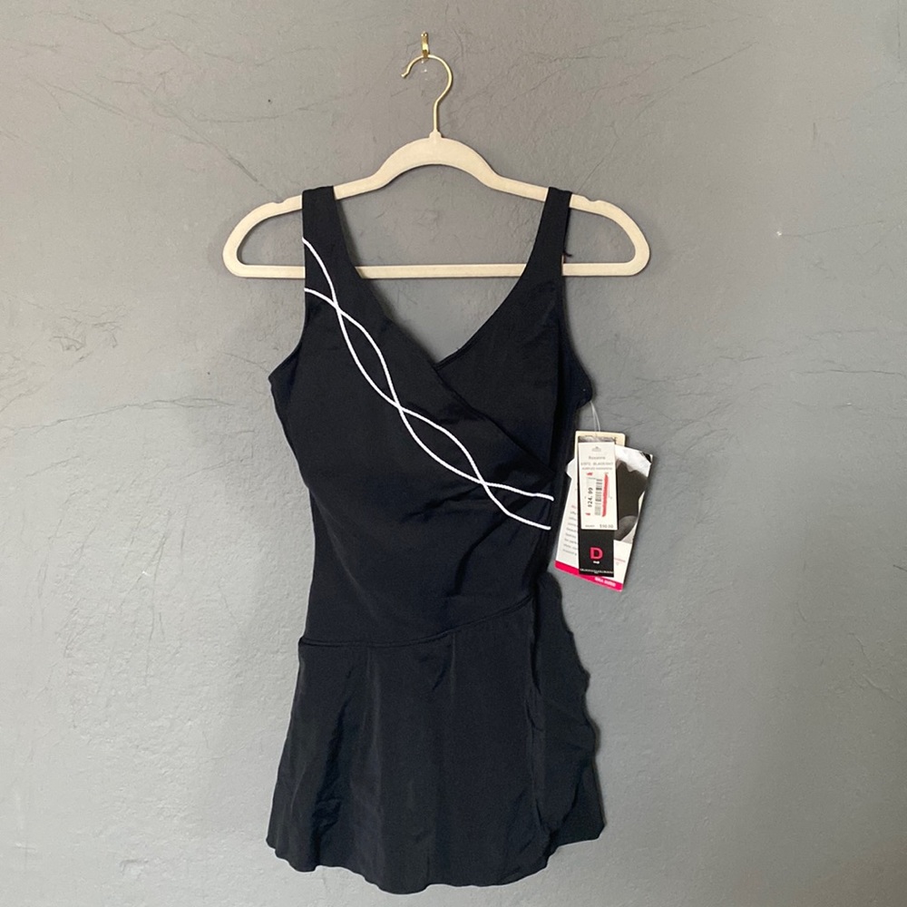 Vintage Roxanne Black and White Bra Sized Swim Dress One Piece NWT Size 36D